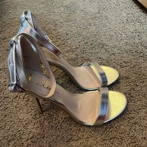 Lulus silver metallic heels